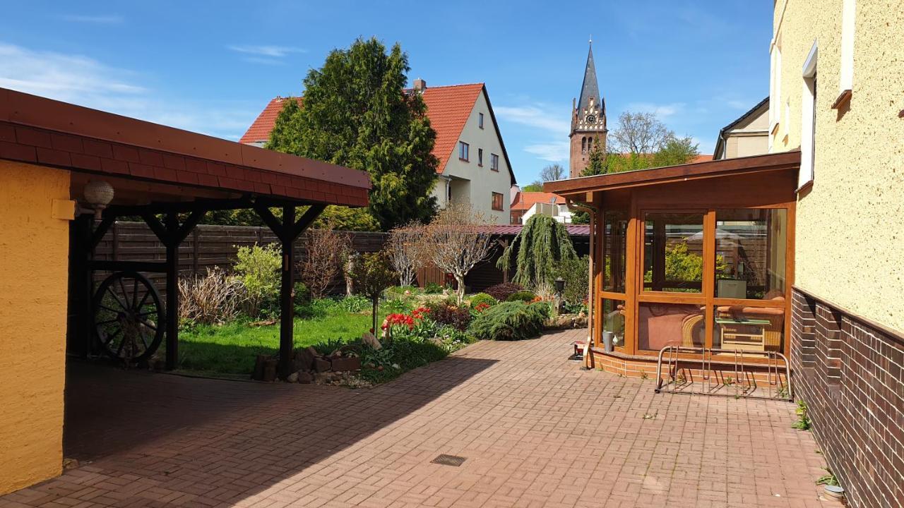 Haesselhof - 80Qm Ferienwohnung Im Zentrum Von Bad Liebenwerda Exterior foto