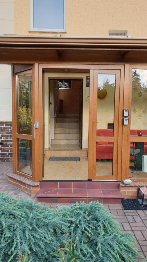 Haesselhof - 80Qm Ferienwohnung Im Zentrum Von Bad Liebenwerda Exterior foto